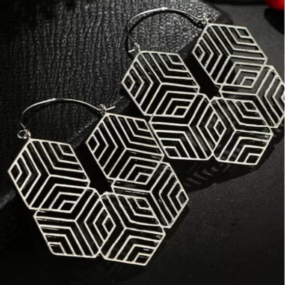 Silver BOHO HOOP EARRINGS SEVENTIES CHIC GLAM PARTY PRETTY DESIGN‎ GIFT Modern - Picture 2 of 2